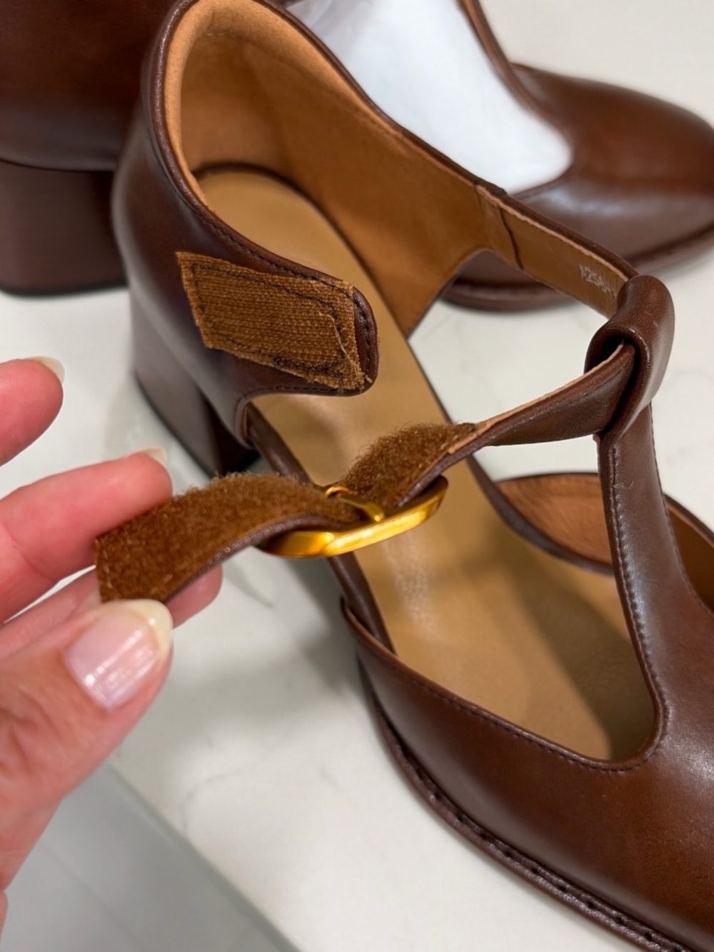 Women's Brown Leather T-Strap Block Heel Mary Jane Shoes - Picture 3 of 4
